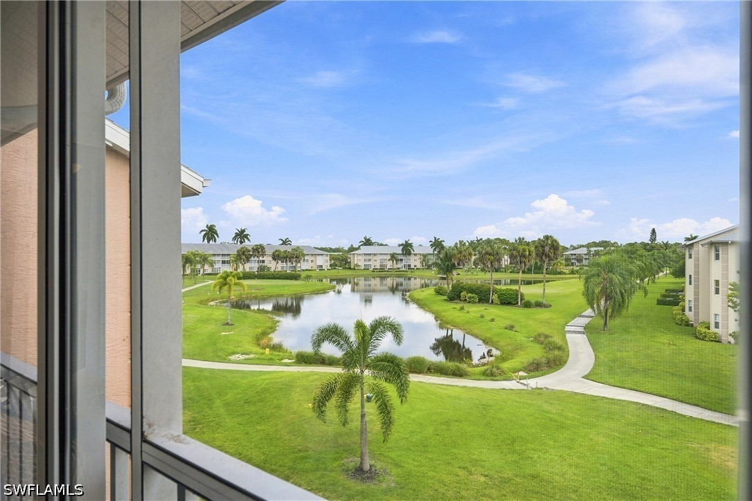 2 bed home in Estero