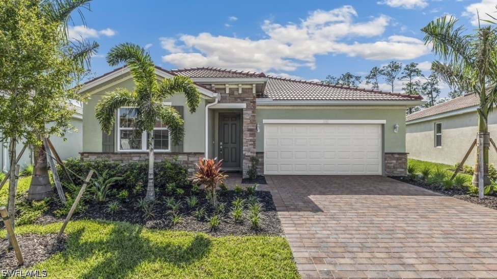 2 bed home in North Fort Myers