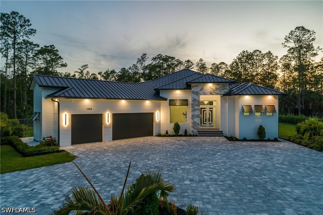 3 bed home in Naples
