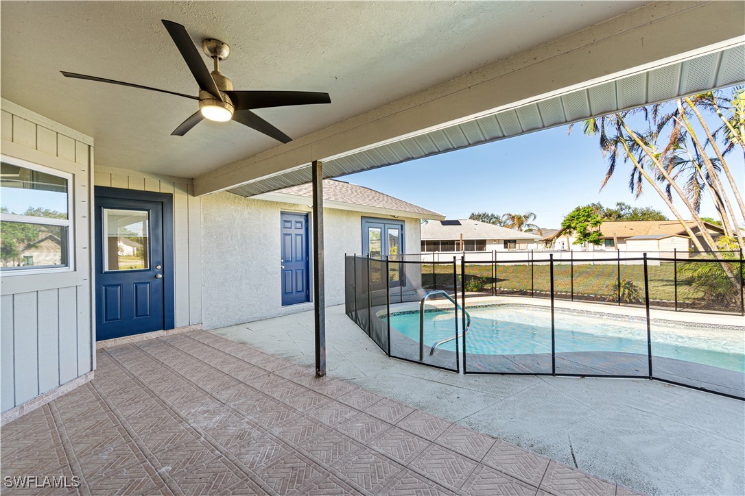 3 Bed Pool Home for Sale in Port Charlotte, photo 2