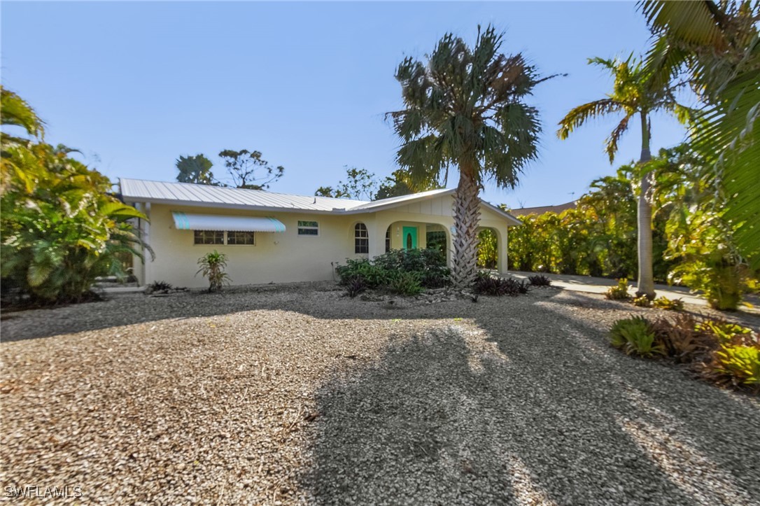 2 Bed SingleFamilyResidence for Sale in St James City, FL — photo 2