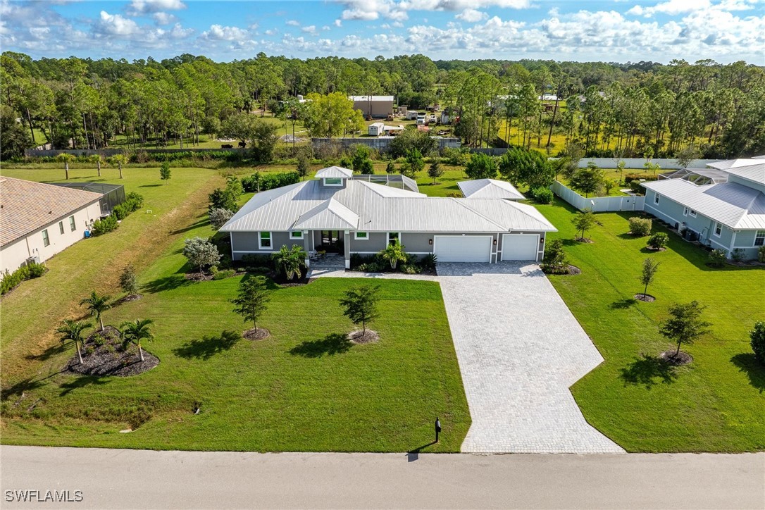 3 Bed Pool Home for Sale in Remington Oaks, FL — photo 2