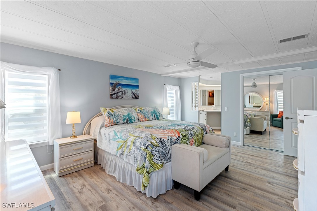 2 Bed ManufacturedHome for Sale in Naples, FL, $210,000 — photo 2