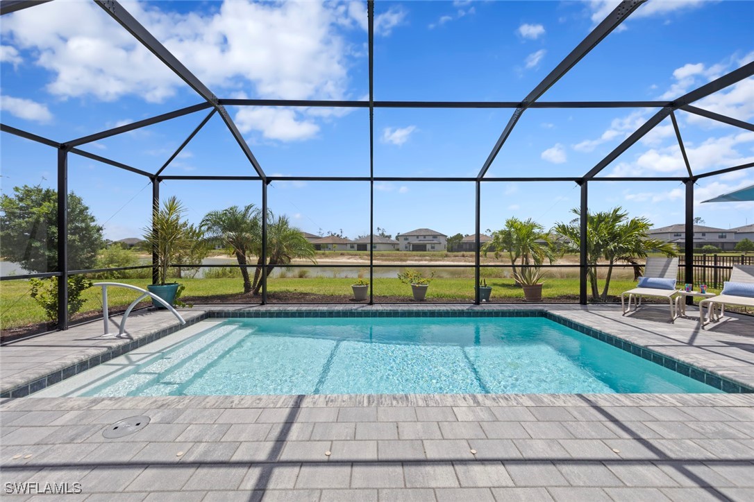 4 Bed Pool Home for Sale in Timber Creek, photo 2