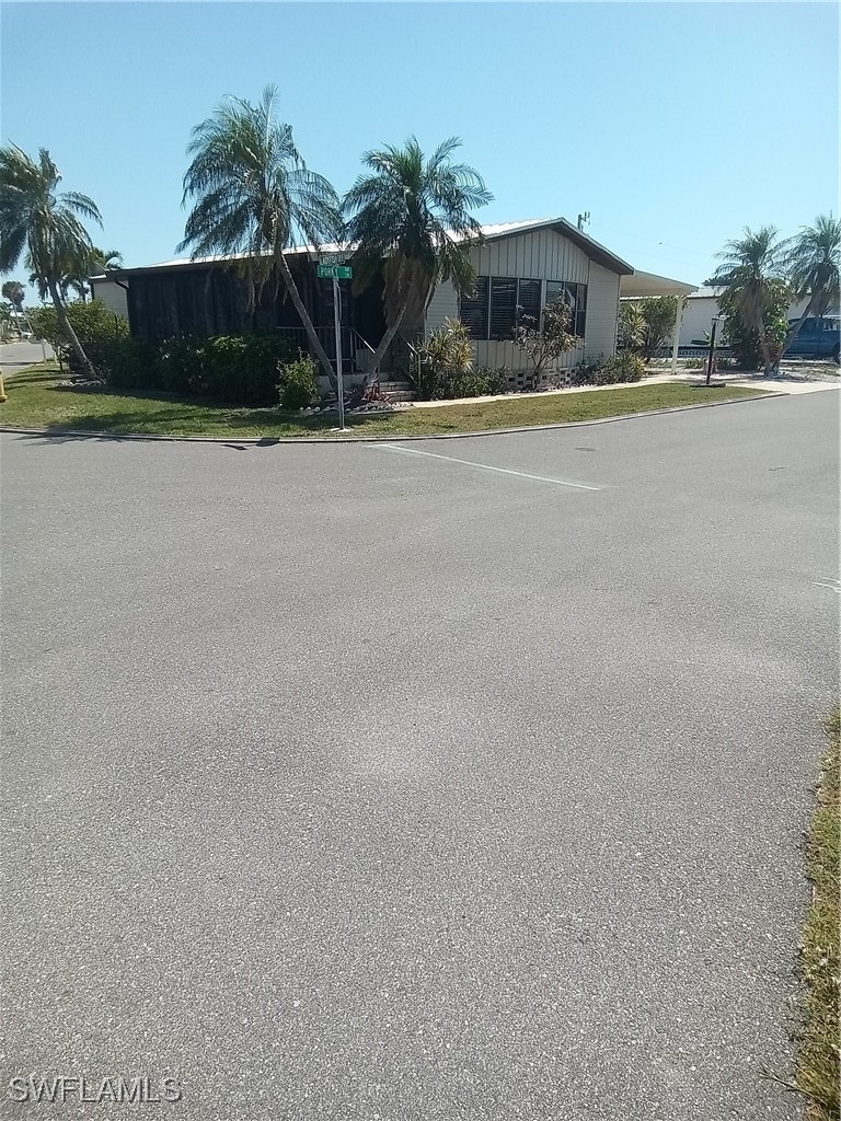 2 Bed ManufacturedHome for Sale in Pine Island Cove, FL — photo 2