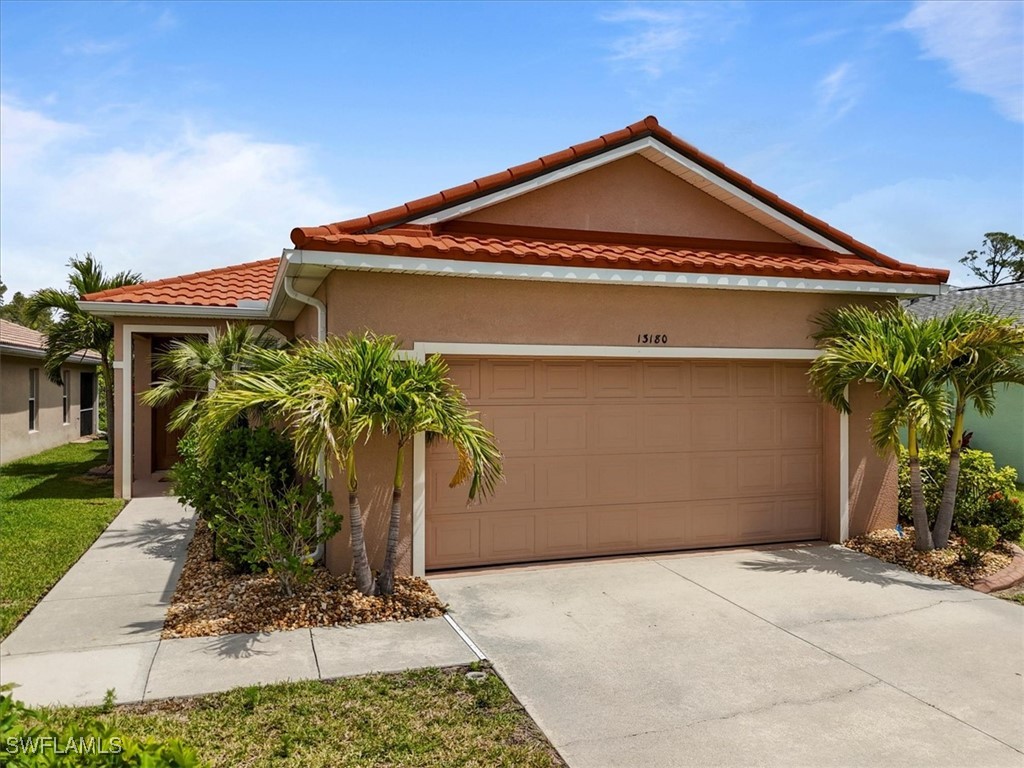 3 Bed SingleFamilyResidence for Sale in Not Applicable, FL — photo 2