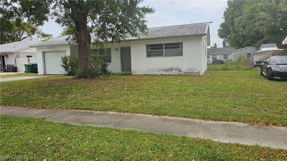 2 Bed SingleFamilyResidence for Sale in Naples, FL, $489,900 — photo 2