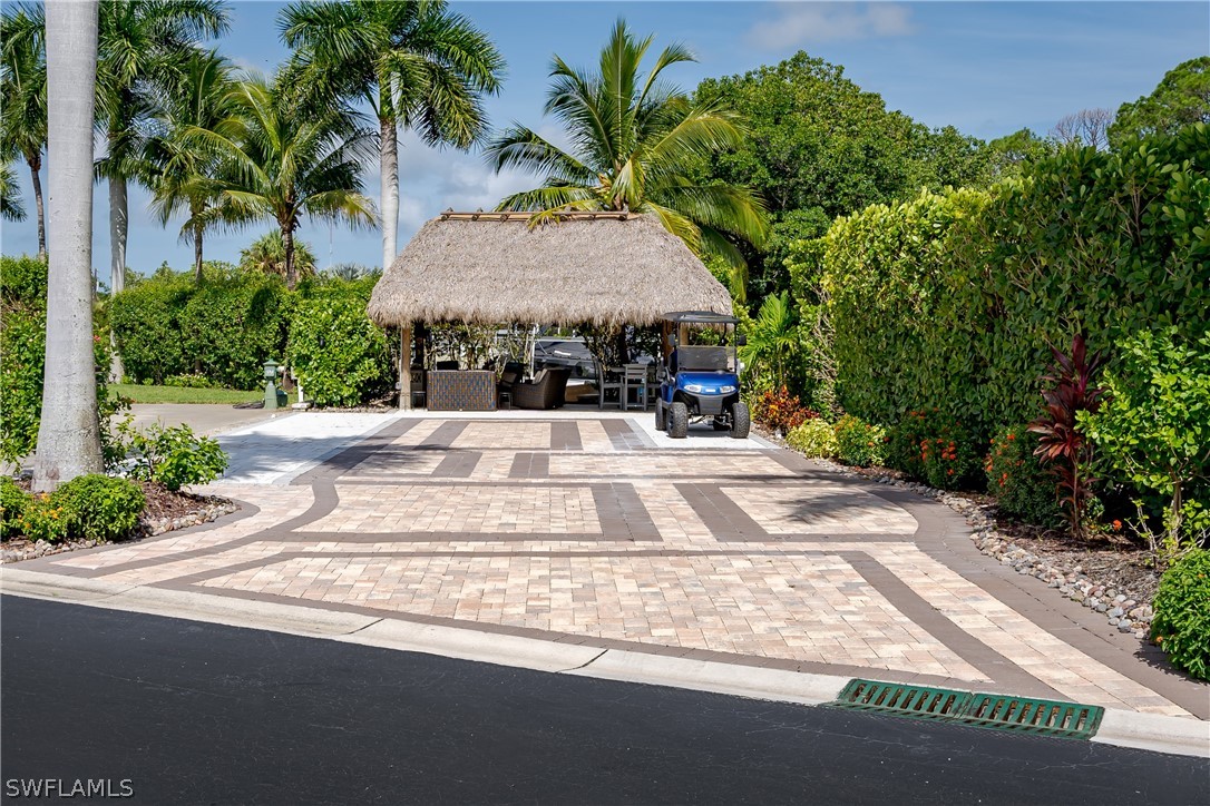 Waterfront Home for Sale in Naples, photo 2