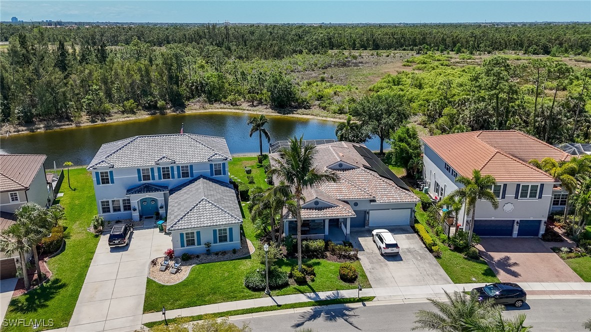 4 Bed Pool Home for Sale in Coral Lakes, photo 2