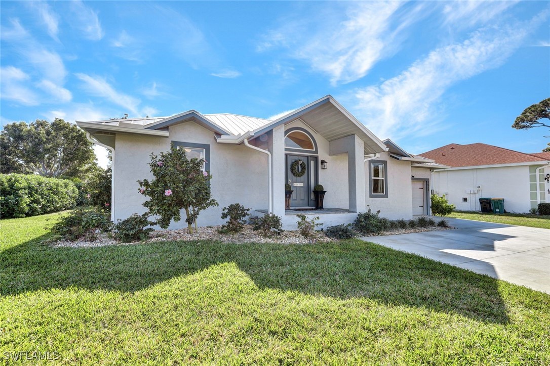 3 Bed SingleFamilyResidence for Sale in Marco Island, photo 2