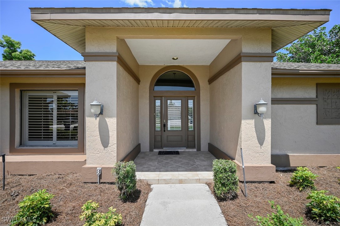 4 Bed Pool Home for Sale in Bonita Springs, photo 2