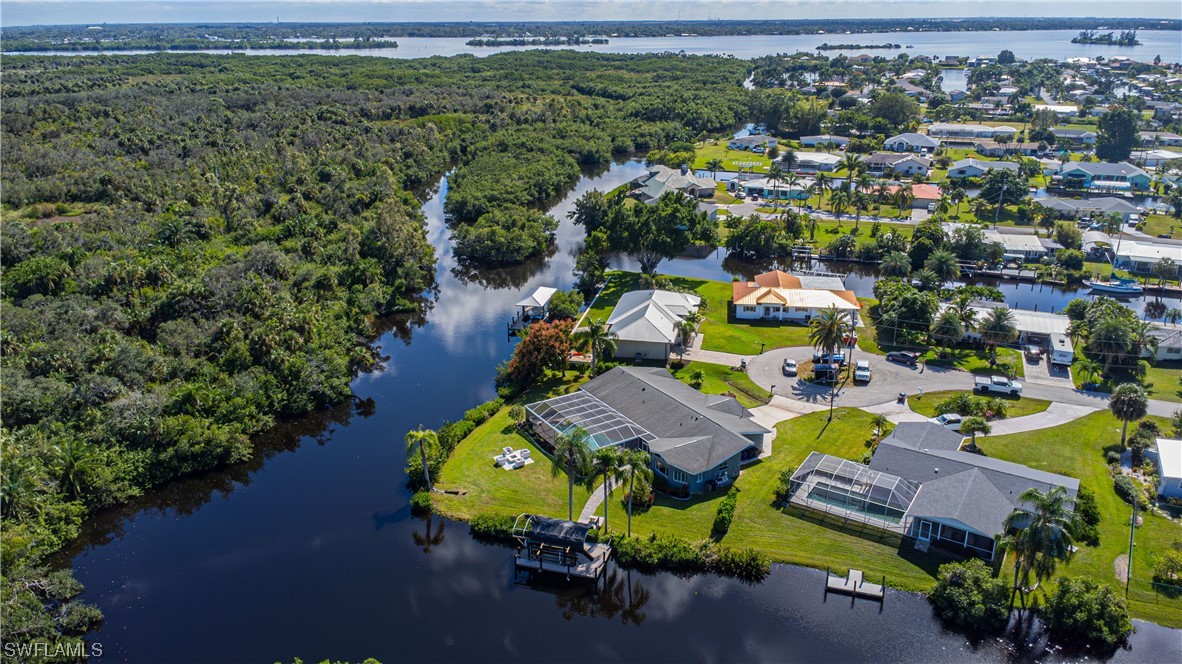4 Bed Pool Home for Sale in Yacht Club Colony, FL, $620,000 — photo 2