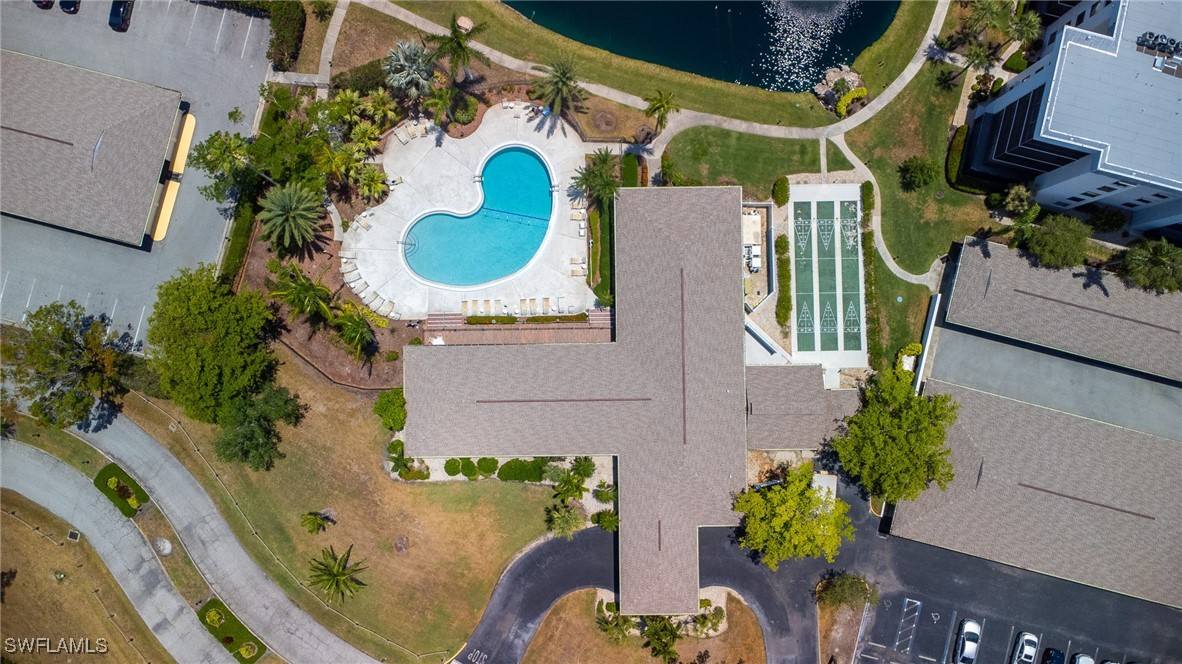 2 Bed Waterfront Home for Sale in Schooner Bay, photo 2