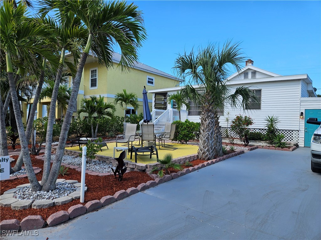2 Bed SingleFamilyResidence for Sale in Hills T.P., FL — photo 2