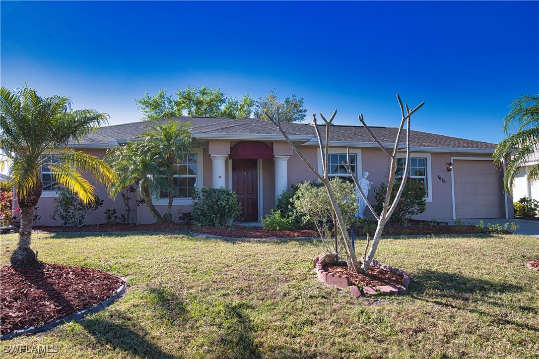 3 Bed SingleFamilyResidence for Sale in Deep Creek, FL — photo 2