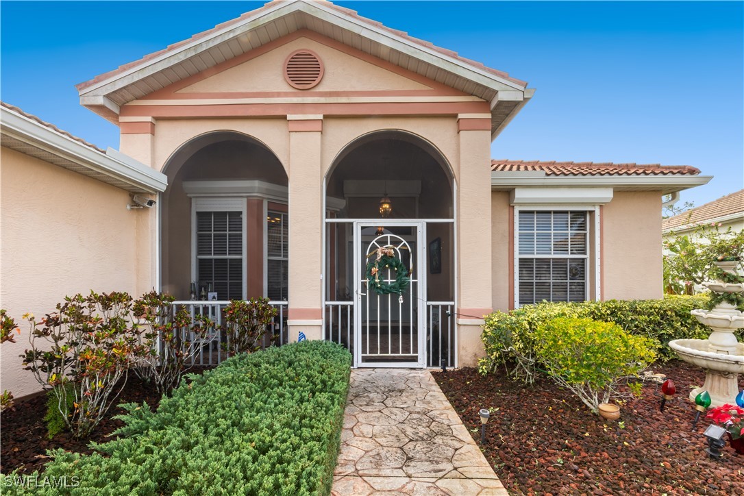2 Bed SingleFamilyResidence for Sale in North Fort Myers, FL — photo 2