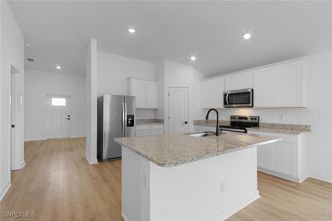 3 Bed SingleFamilyResidence for Sale in Immokalee, FL — photo 2