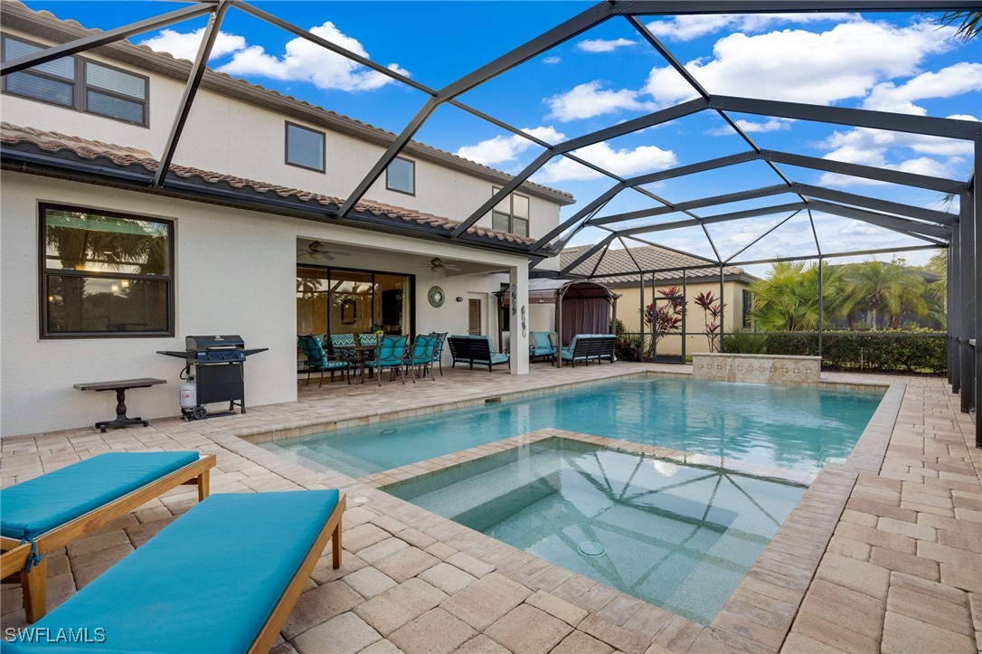 5 Bed Pool Home for Sale in Estero, photo 2