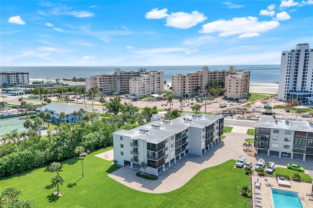 2 Bed Condominium for Sale in Fort Myers Beach, FL, $350,000 — photo 2