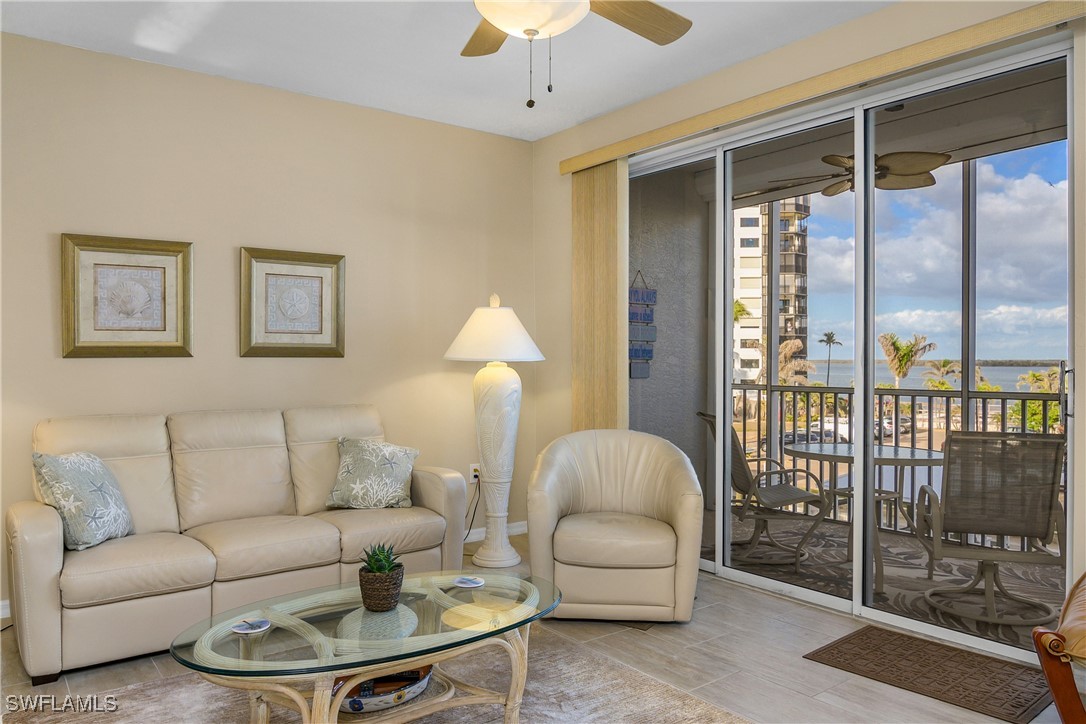 2 Bed Waterfront Home for Sale in Casa Marina, FL, $449,000 — photo 2
