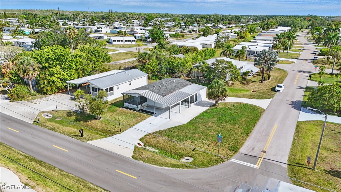 2 Bed ManufacturedHome for Sale in Naples, FL, $199,000 — photo 2