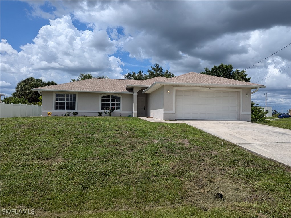 4 Bed SingleFamilyResidence for Sale in Cape Coral, FL — photo 2