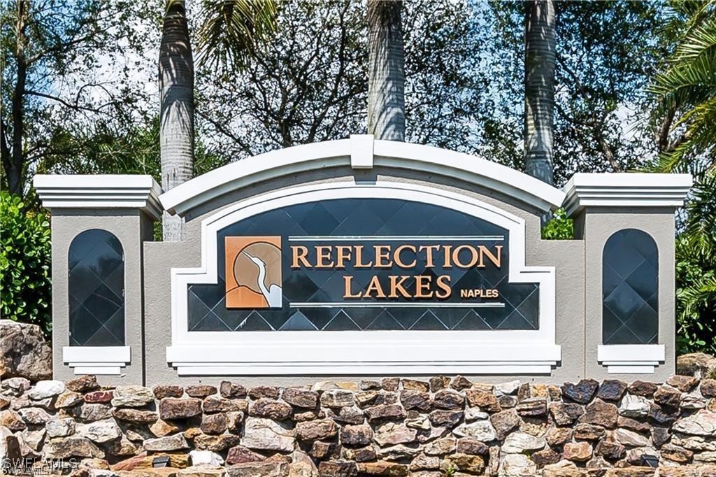 3 Bed Townhouse for Sale in Naples, FL, $350,000 — photo 2