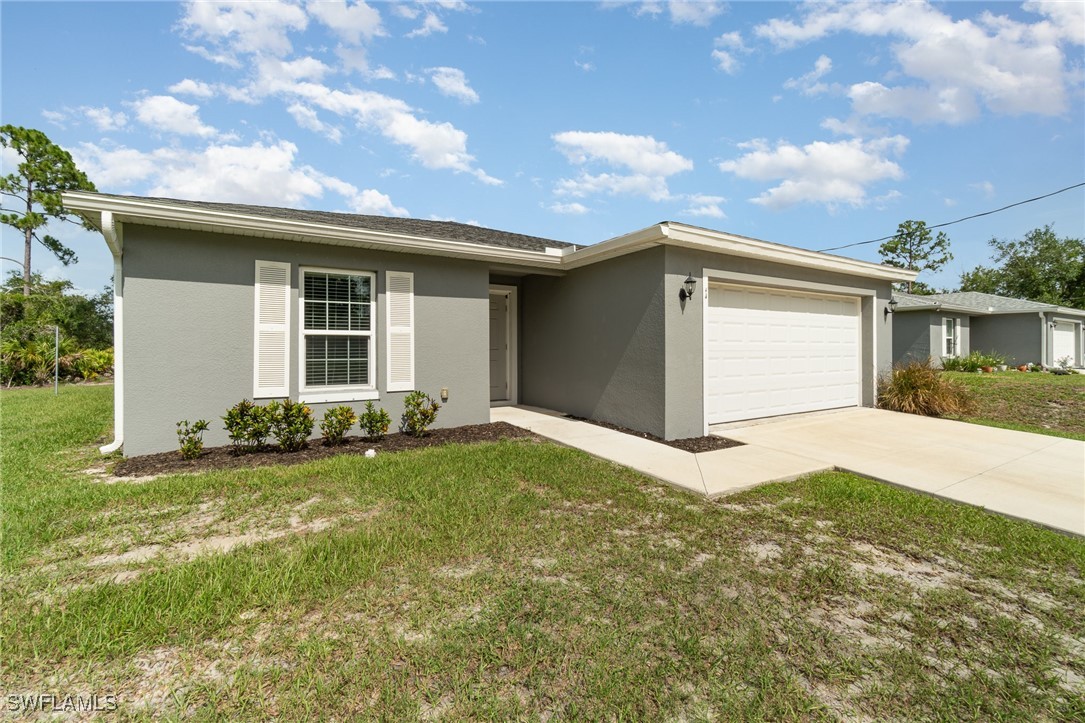 4 Bed SingleFamilyResidence for Sale in Port Charlotte, FL — photo 2