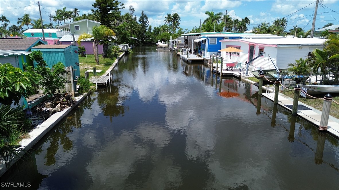 2 Bed Waterfront Home for Sale in Matlacha, FL, $266,000 — photo 2