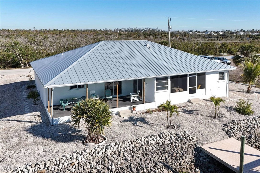 3 Bed Waterfront Home for Sale in Galt Island Shores, FL — photo 2