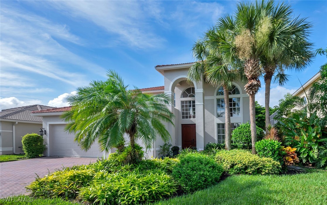 4 Bed Pool Home for Sale in Saturnia Lakes, photo 2