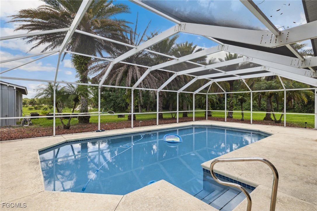4 Bed Pool Home for Sale in Buckingham, photo 2
