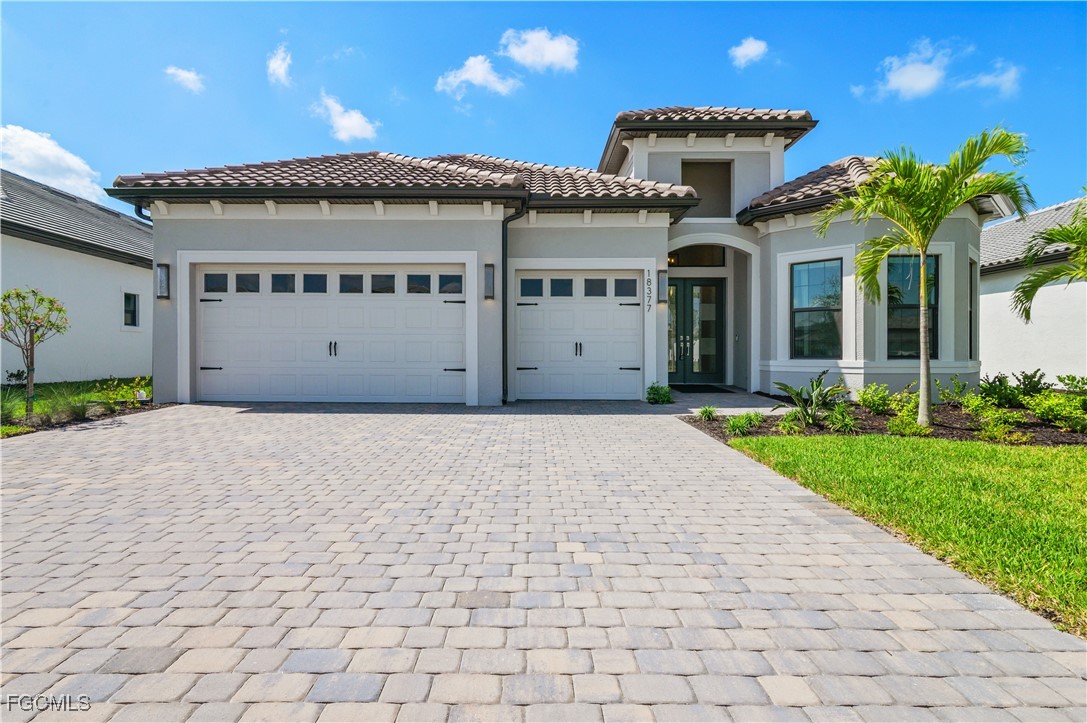 3 Bed Pool Home for Sale in Verdana Village, FL — photo 2