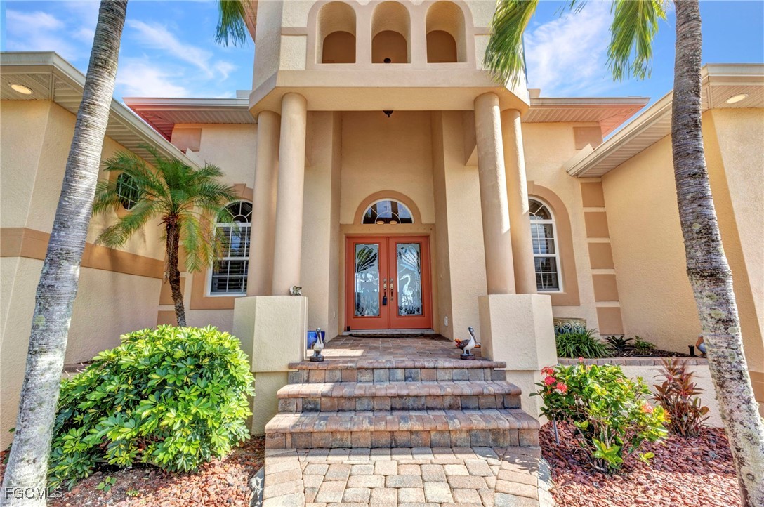 3 Bed Pool Home for Sale in Pirate Harbor, photo 2