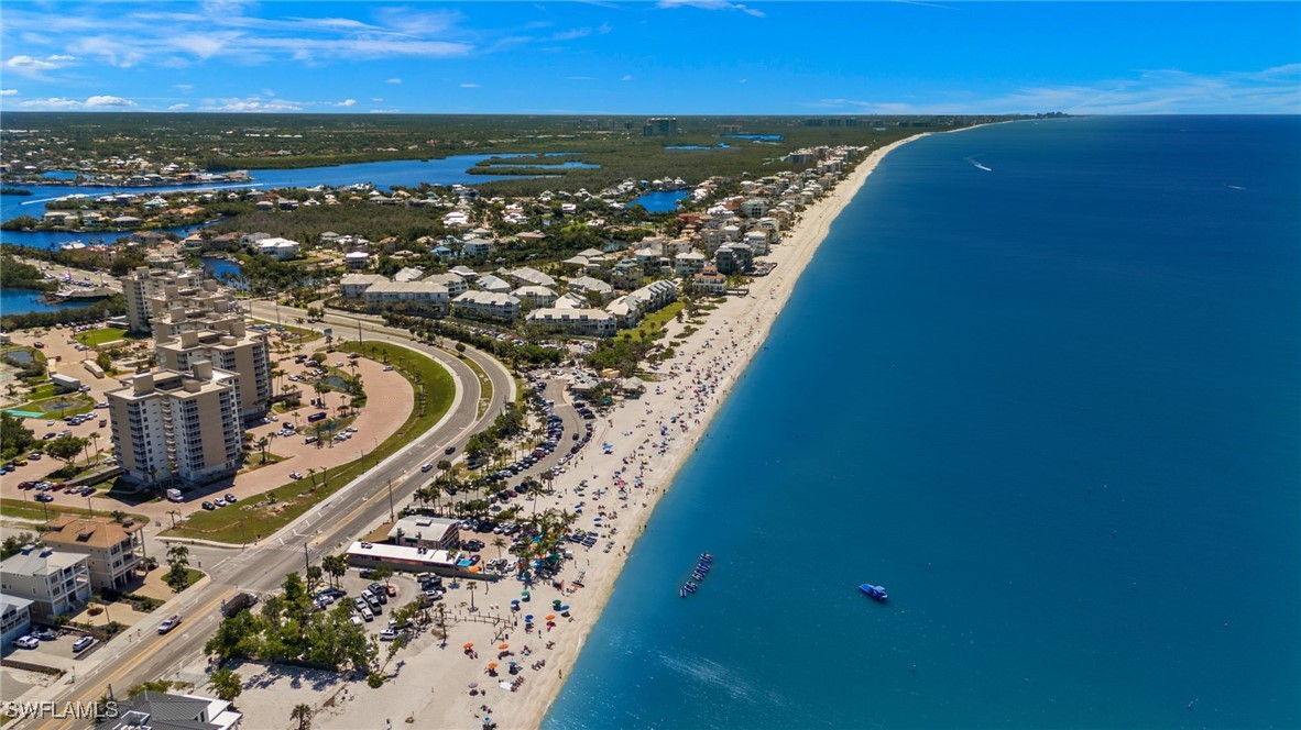 1 Bed Waterfront Home for Sale in Beach And Tennis Club, photo 2