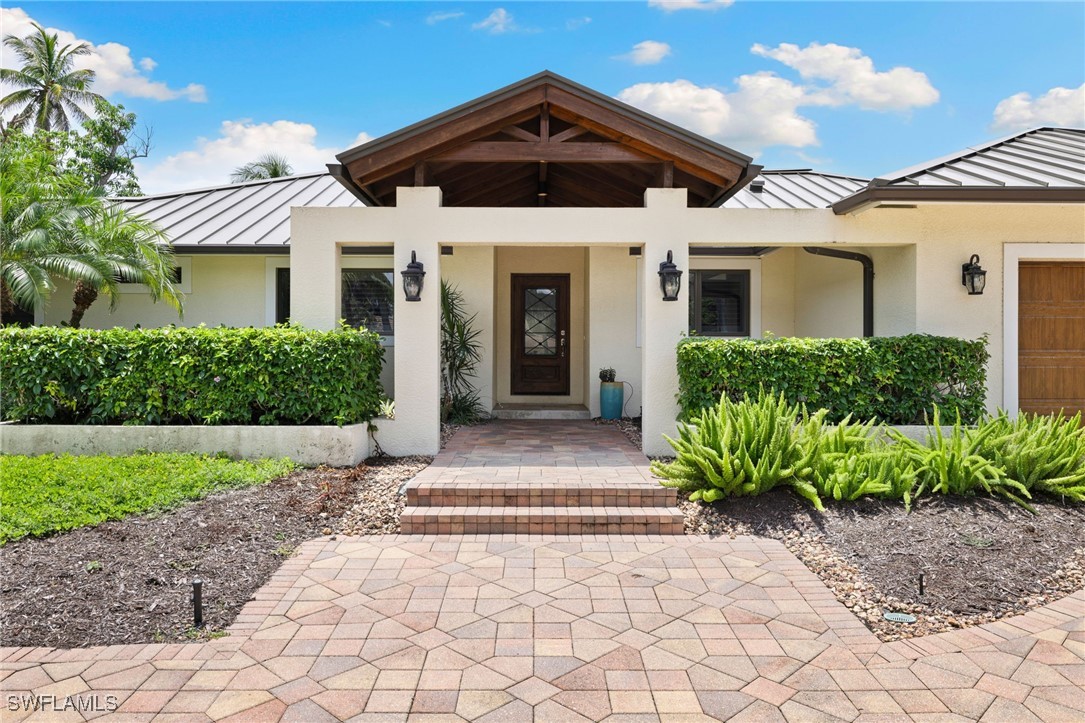 4 Bed Pool Home for Sale in Port Royal, photo 2