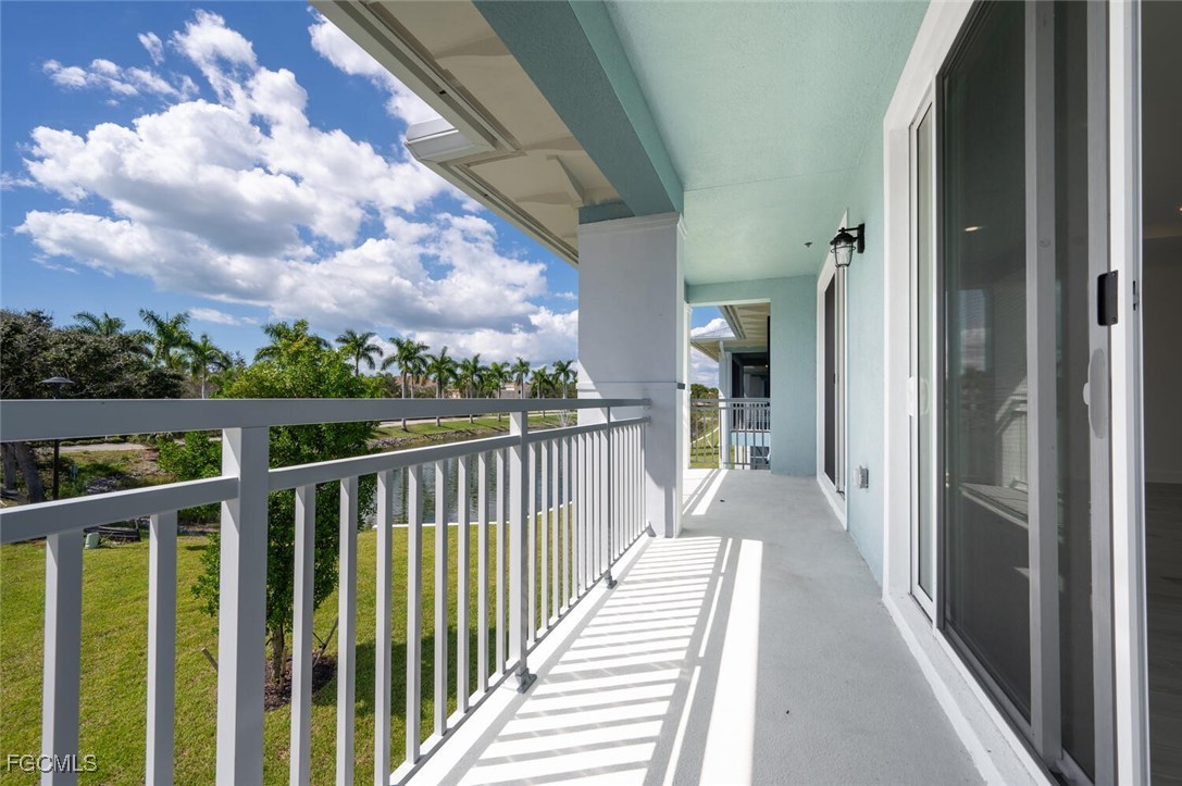 3 Bed Waterfront Home for Sale in Villa Mar Bonita Beach, photo 2