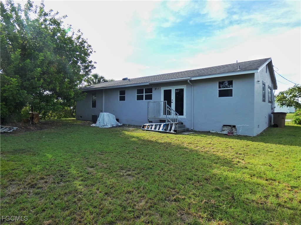 4 Bed SingleFamilyResidence for Sale in Lehigh Acres, FL — photo 2