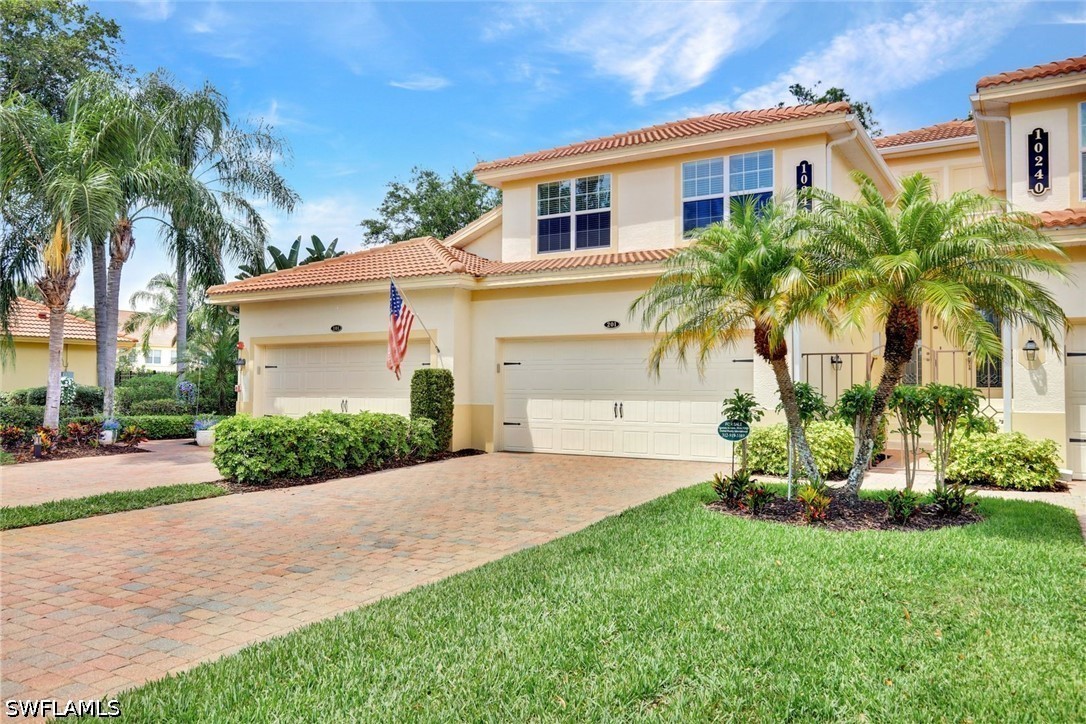 3 Bed Condominium for Sale in Hideaway Cove, photo 2