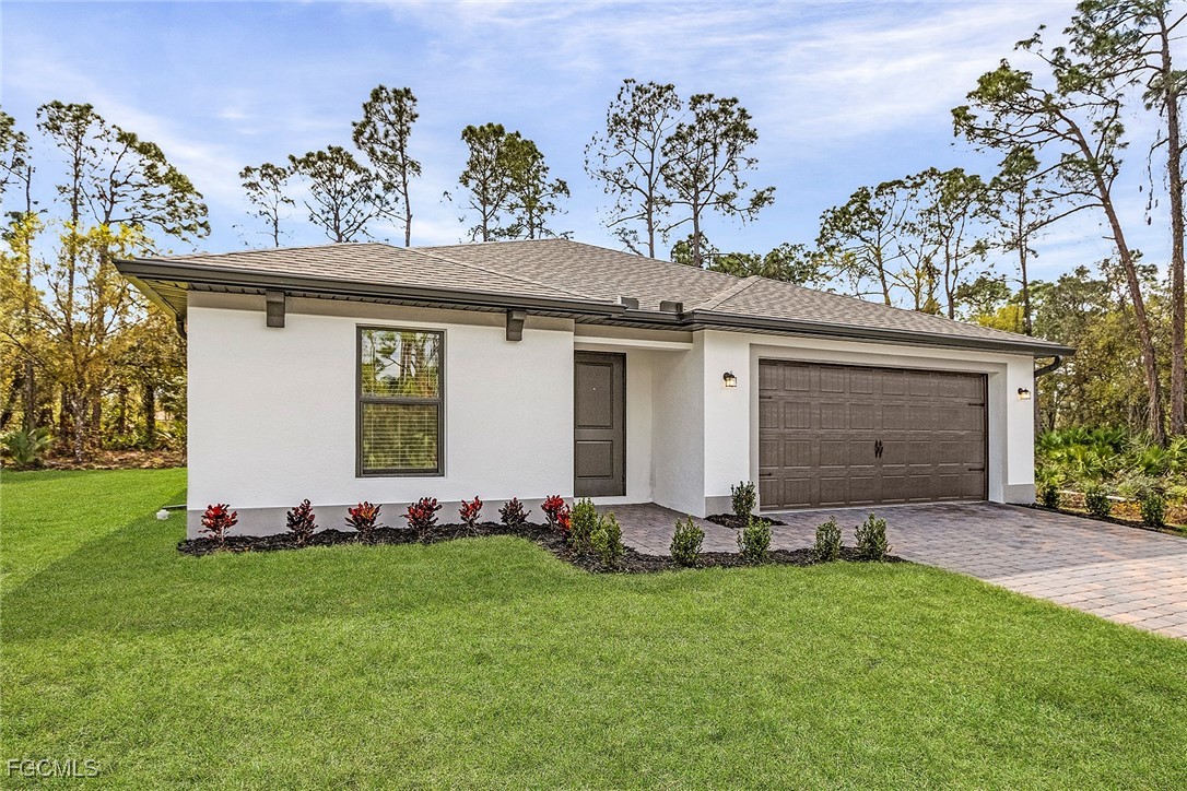 3 Bed SingleFamilyResidence for Sale in Mirror Lakes, photo 2