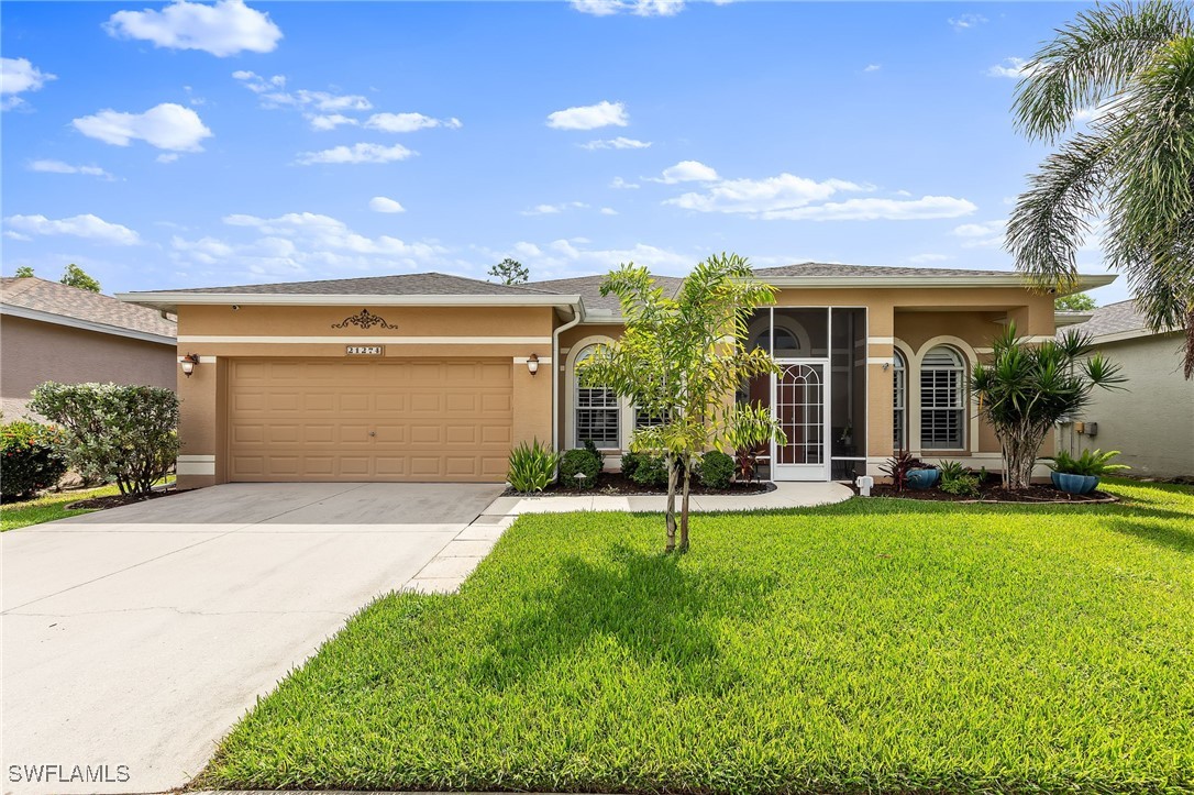 4 Bed Pool Home for Sale in Stoneybrook, photo 2