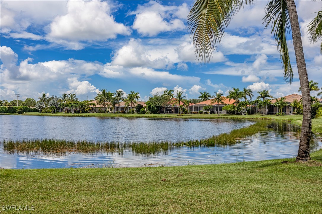 2 Bed Attached for Sale in Naples, FL, $459,000 — photo 2