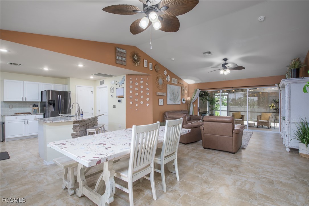 3 Bed SingleFamilyResidence for Sale in Cape Coral, FL — photo 2