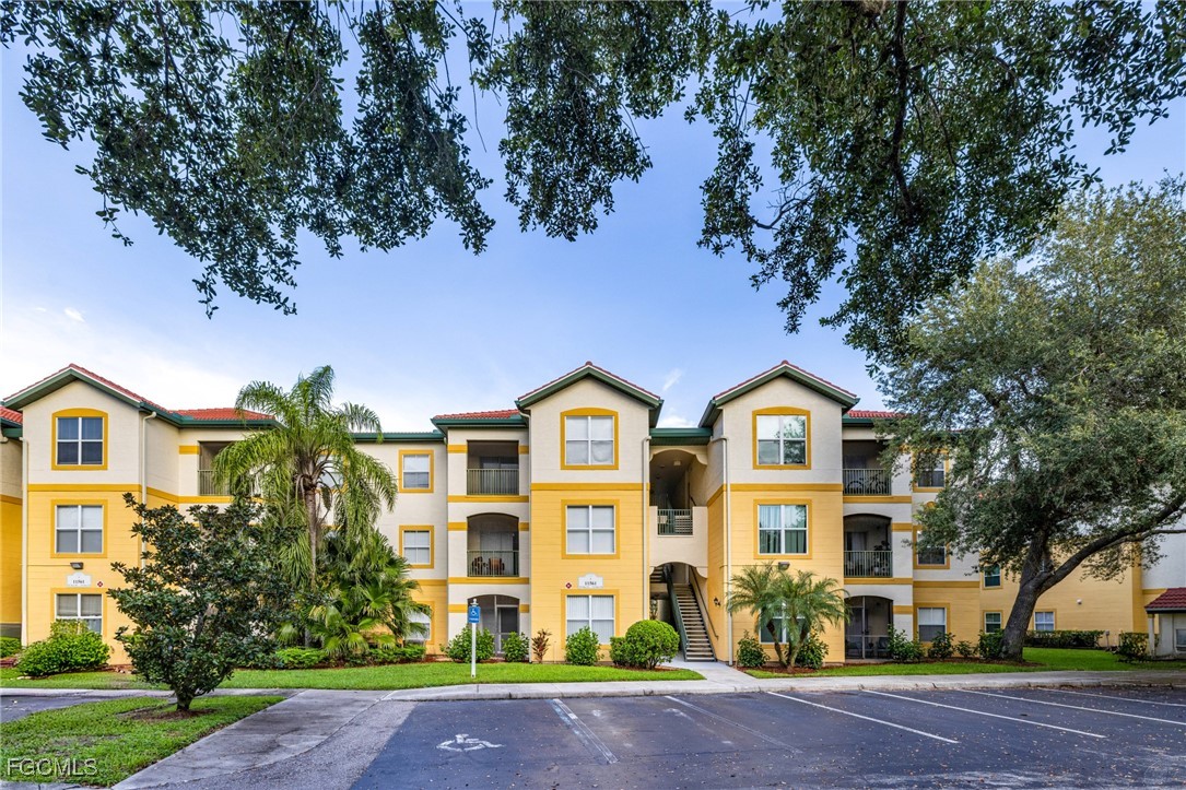 2 Bed Condominium for Sale in Terrace, photo 2