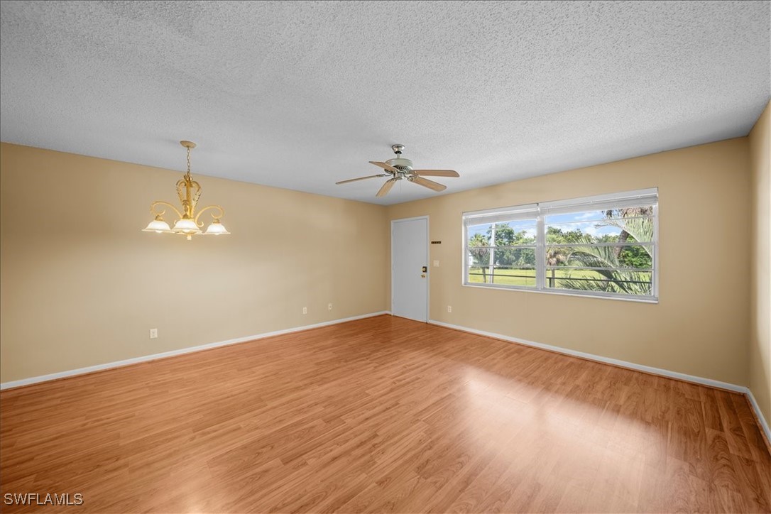 1 Bed Waterfront Home for Sale in Fort Myers, FL, $94,500 — photo 2