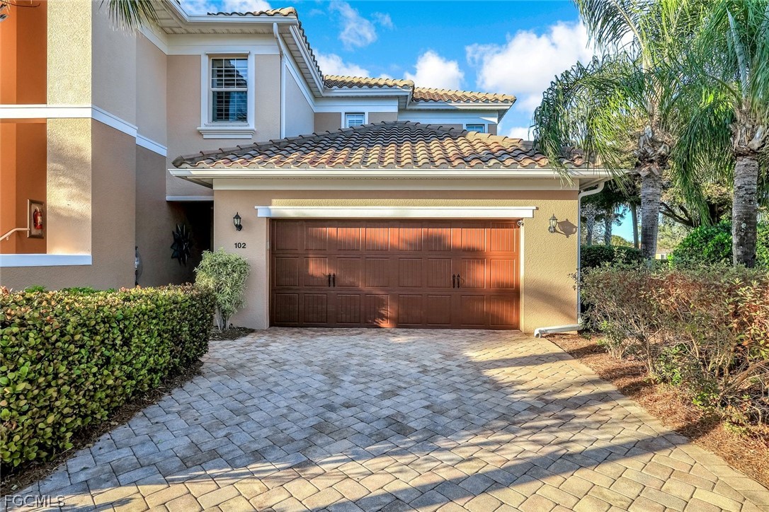 3 Bed Waterfront Home for Sale in Somerset, FL, $465,000 — photo 2