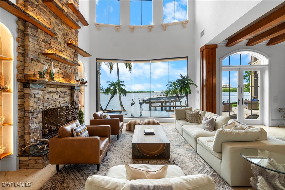 5 Bed Pool Home for Sale in Marco Island, photo 2