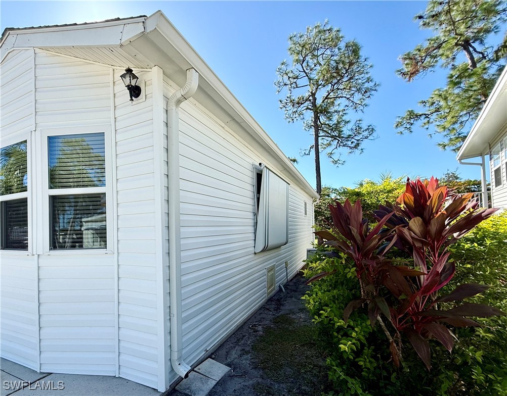 2 Bed ManufacturedHome for Sale in Naples, FL, $125,000 — photo 2