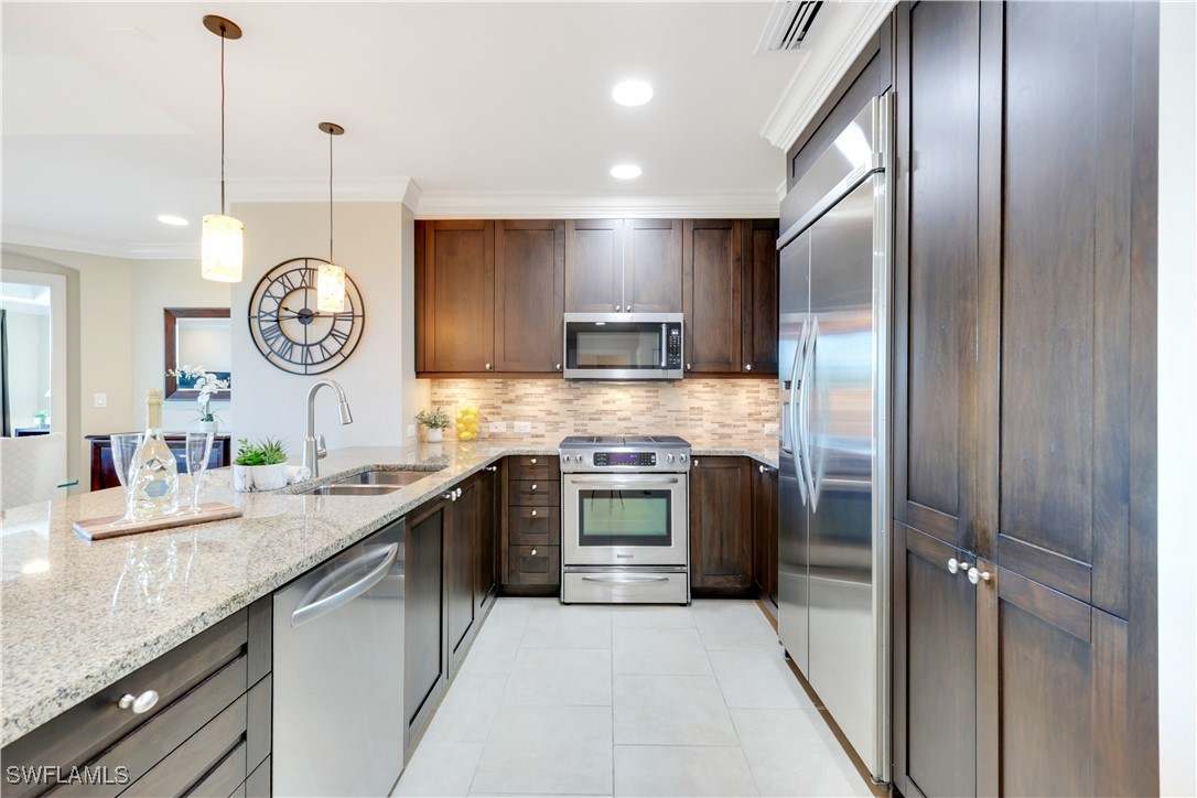 2 Bed Condominium for Sale in The Strada, FL, $700,000 — photo 2