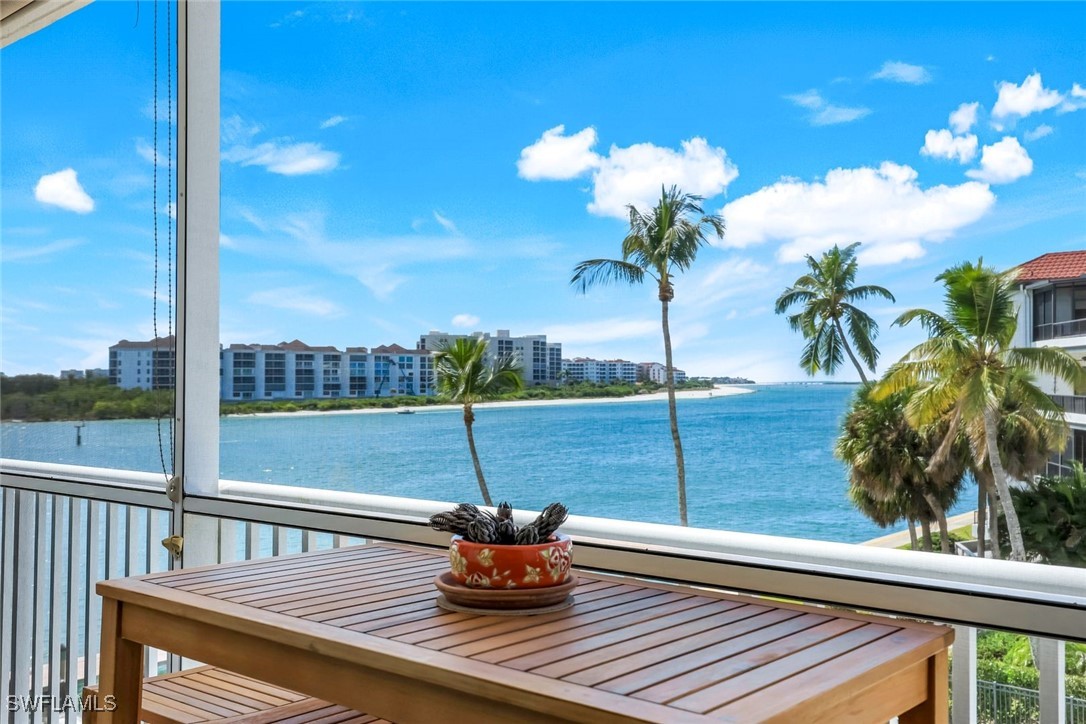 2 Bed Waterfront Home for Sale in Marco Towers, photo 2